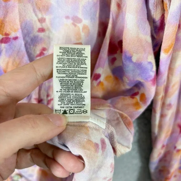 Anthro Cloth & Stone Ruffle Neck Button Down Blouse Size M Pink Abstract Floral - Picture 7 of 8